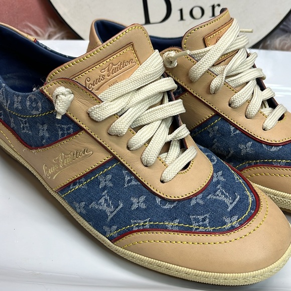 LOUIS VUITTON VINTAGE SNEAKERS - Picture 2 of 13